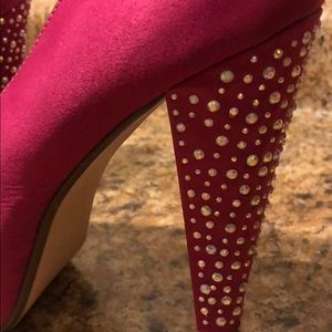 ‘Showstopper’ heels